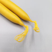 Load image into Gallery viewer, Close up of 2 hand dipped beeswax candles with cotton wick